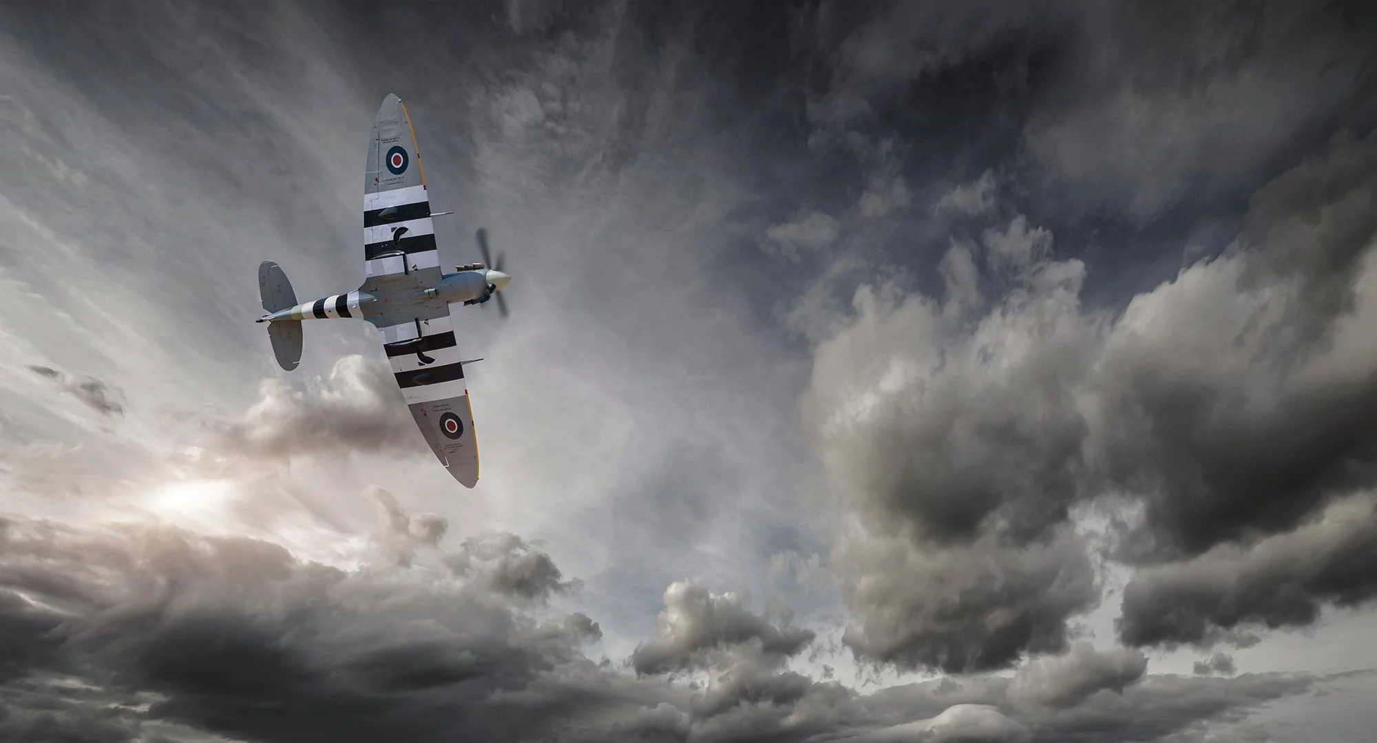 Spitfire flying, aviation photography
