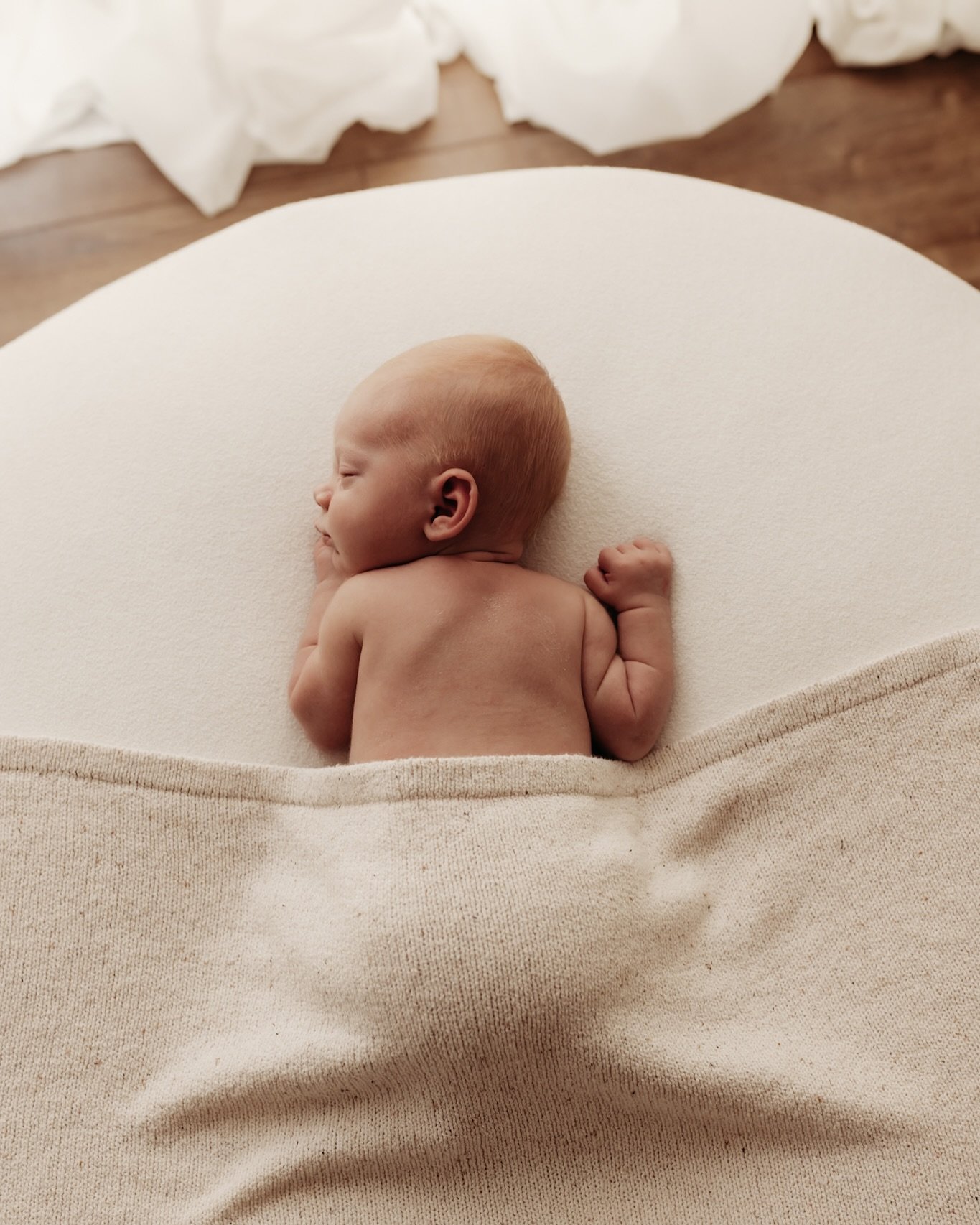 These early days pass so quickly, but their warmth stays forever. 🕊️

I&rsquo;m truly honoured to be booking into 2025! If you&rsquo;d like to secure your spot, let&rsquo;s connect and make sure we get you on my calendar. I&rsquo;d love to create so