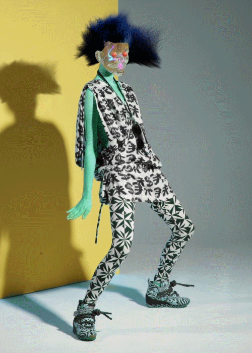 05-by-petrovsky&ramone_geoffrey-lillemon.gif