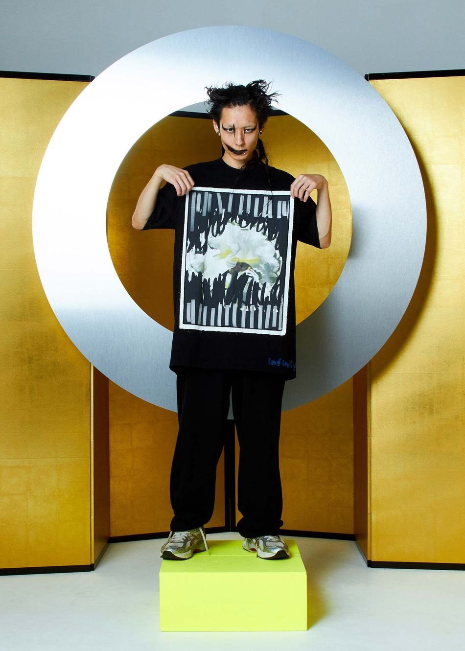 06_scroll_image.jpg