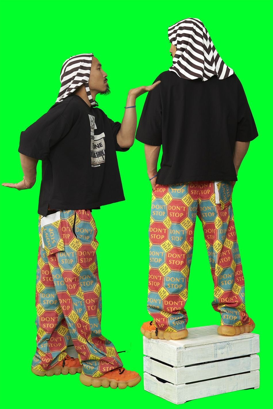 43_scroll_image.jpg