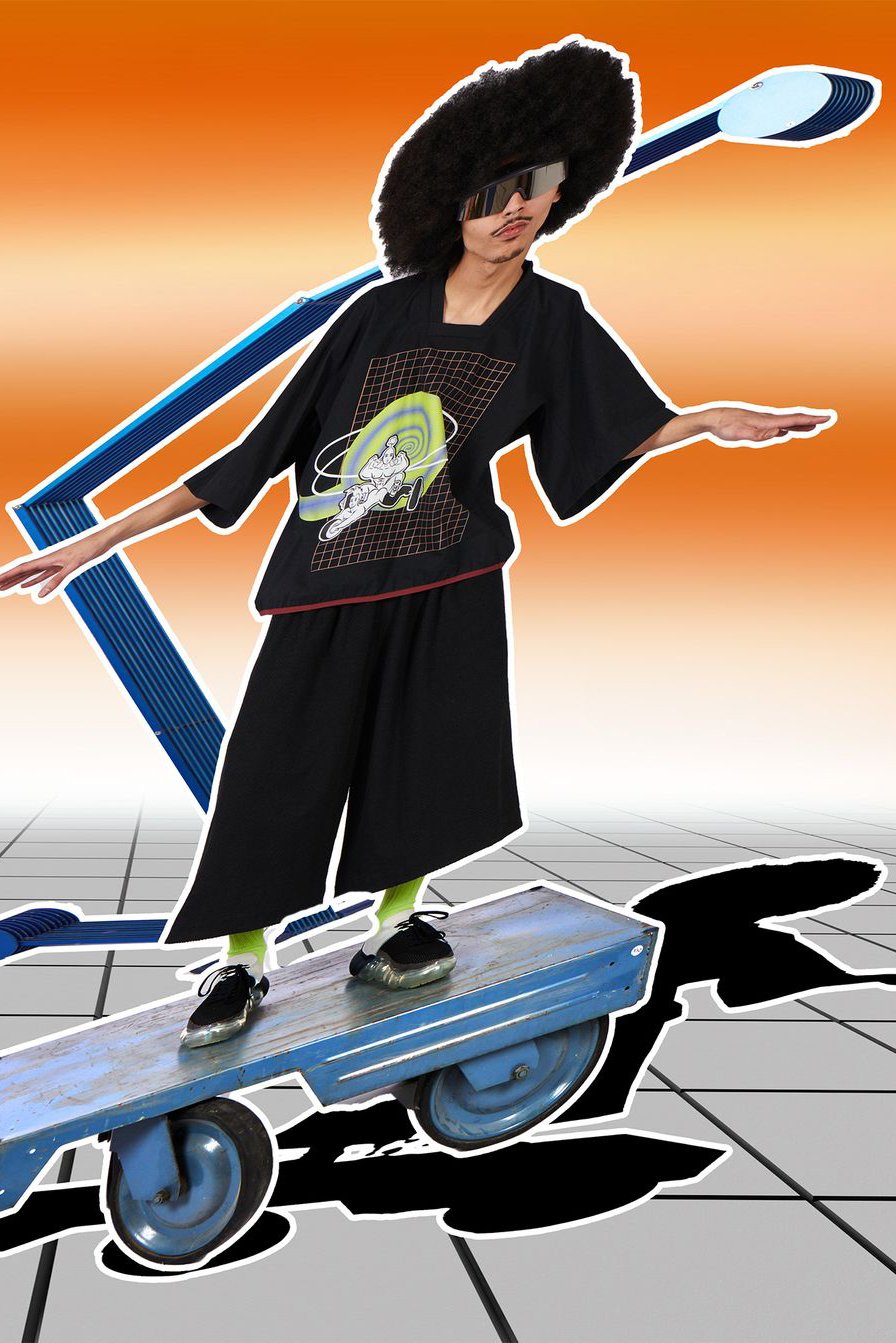 32_scroll_image.jpg