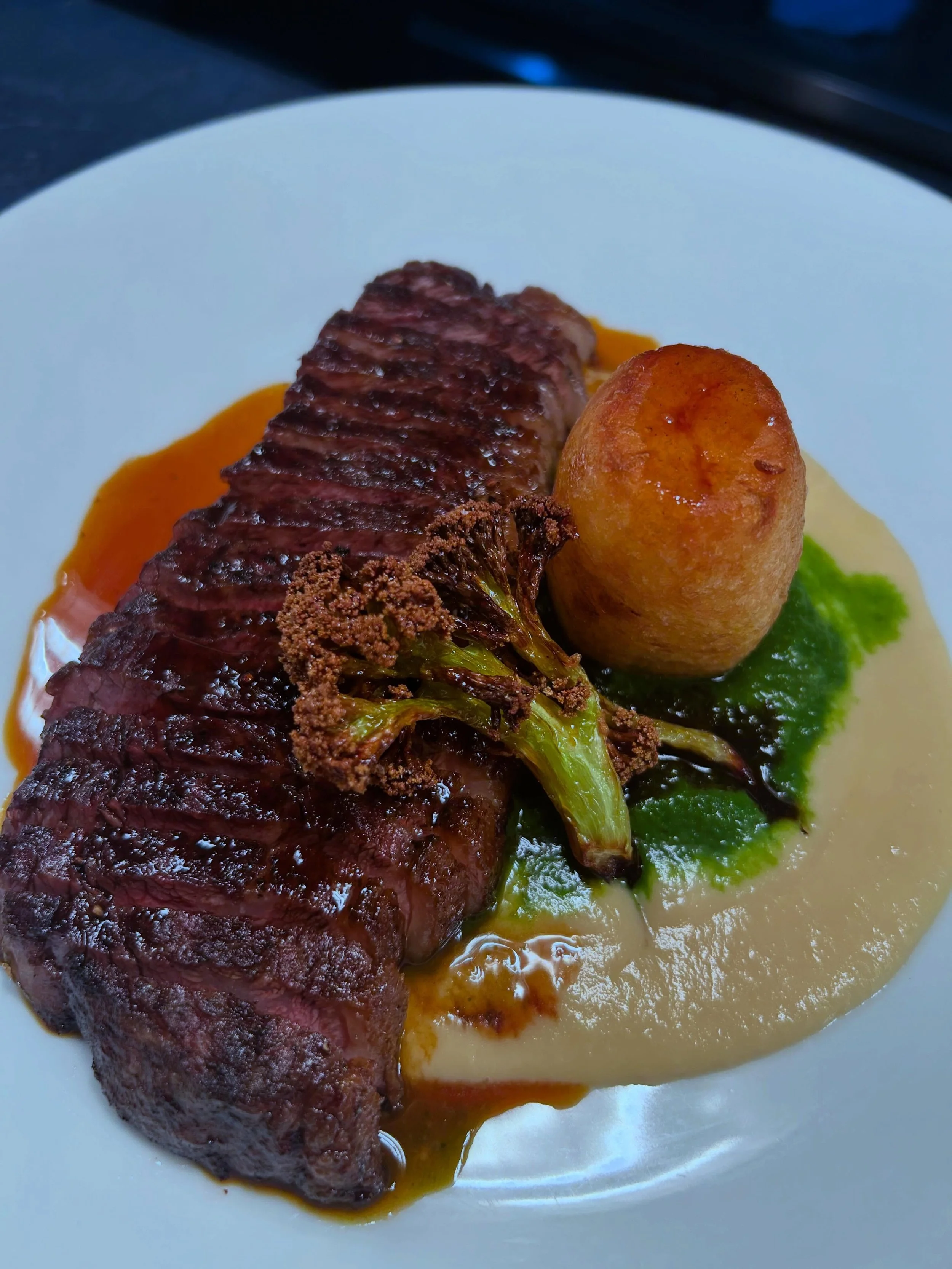 @suzukifarmwagyu full blood Wagyu rump cap, onion soubise, watercress puree, fondant potato, fioretto, red wine jus

On the menu for winter x