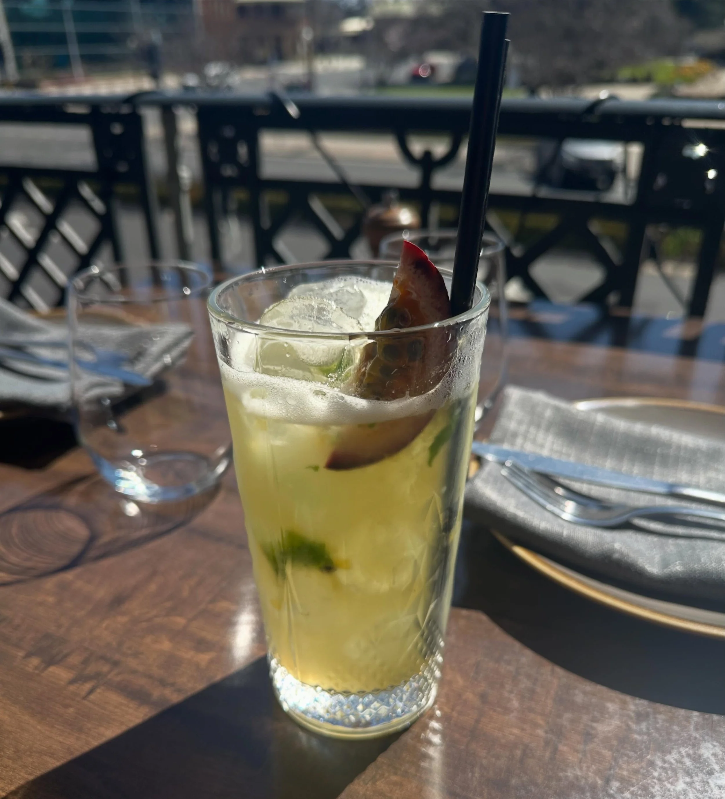Passionfruit mojito is back for summer 

See you soon x