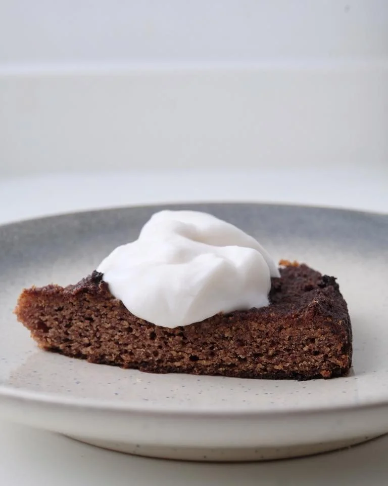 Sticky Toffee Date Cake: Naturally Sweet, Gluten-Free &amp; High Fibre