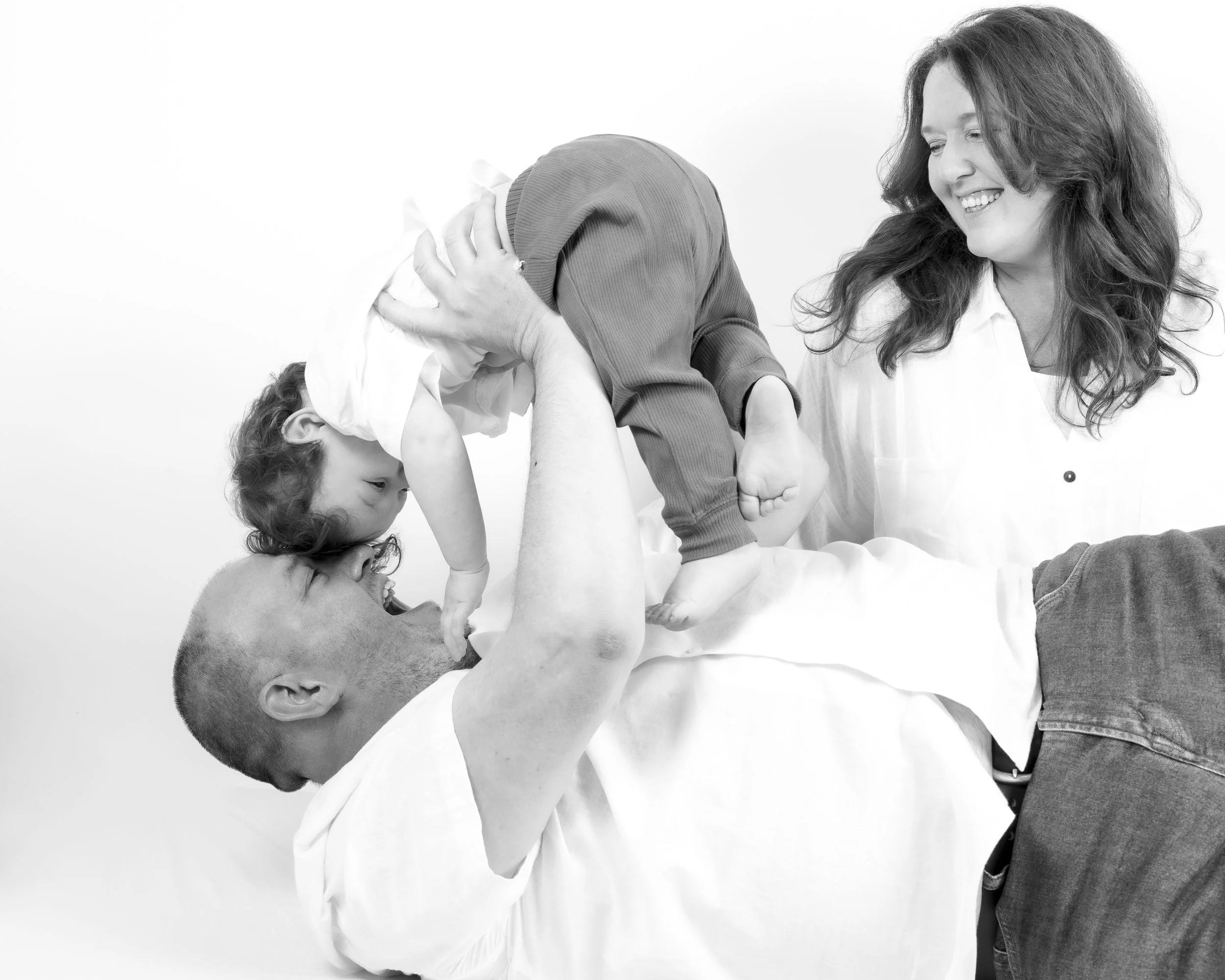 family photographer Brisbane specialising in black and white studio portraits