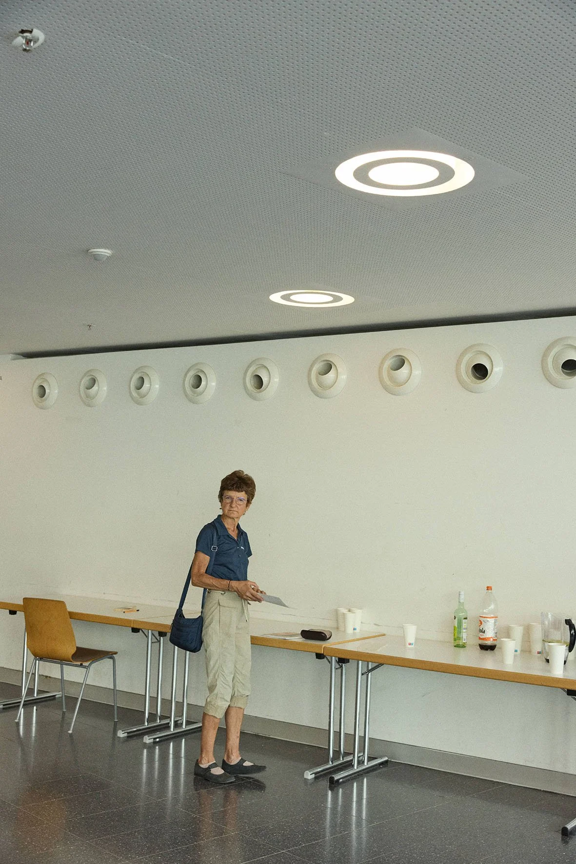 25CW28_Andrea_Vesela-Grüsse_nach_Hause-077-Final LOW.jpg