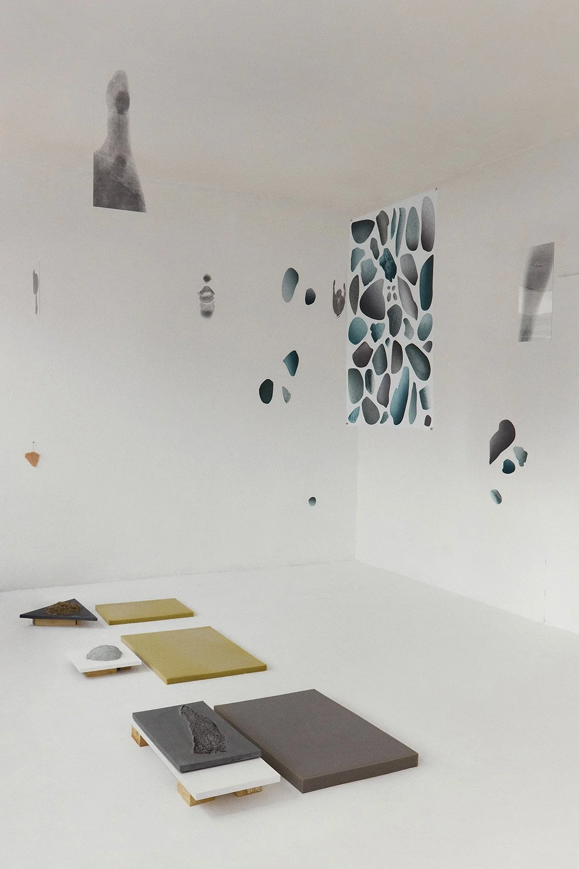 Von Haut zu Haut exhibition documented by Tereza Konarikova See you in a good light