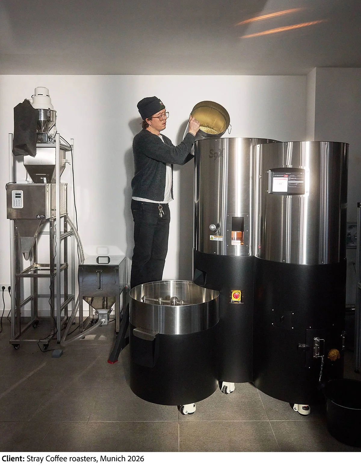 Stray coffee roasters photographed by Tereza Konarikova