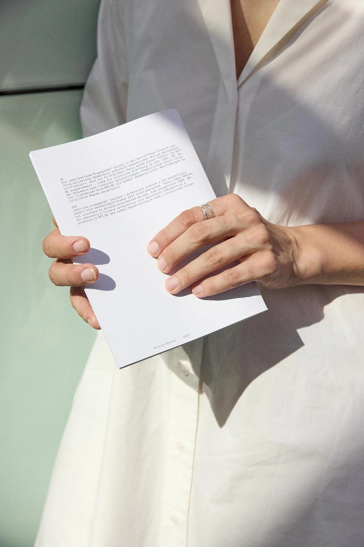 25CW28_Andrea_Vesela-Grüsse_nach_Hause-095-Final LOW.jpg