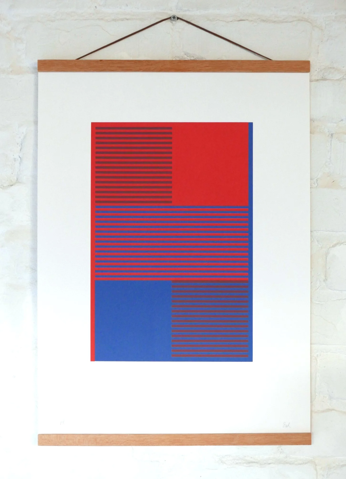 Saturn navy red2 96dpi.jpg