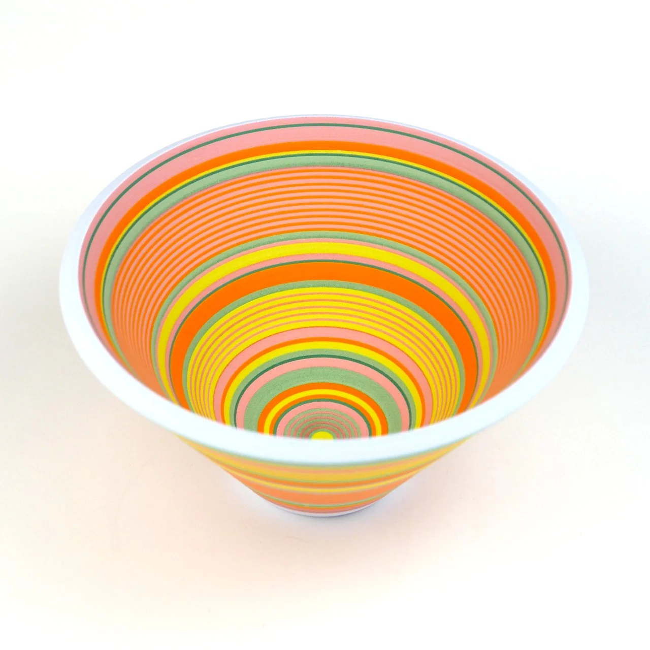 YL con wide rim 3 96dpi.jpg