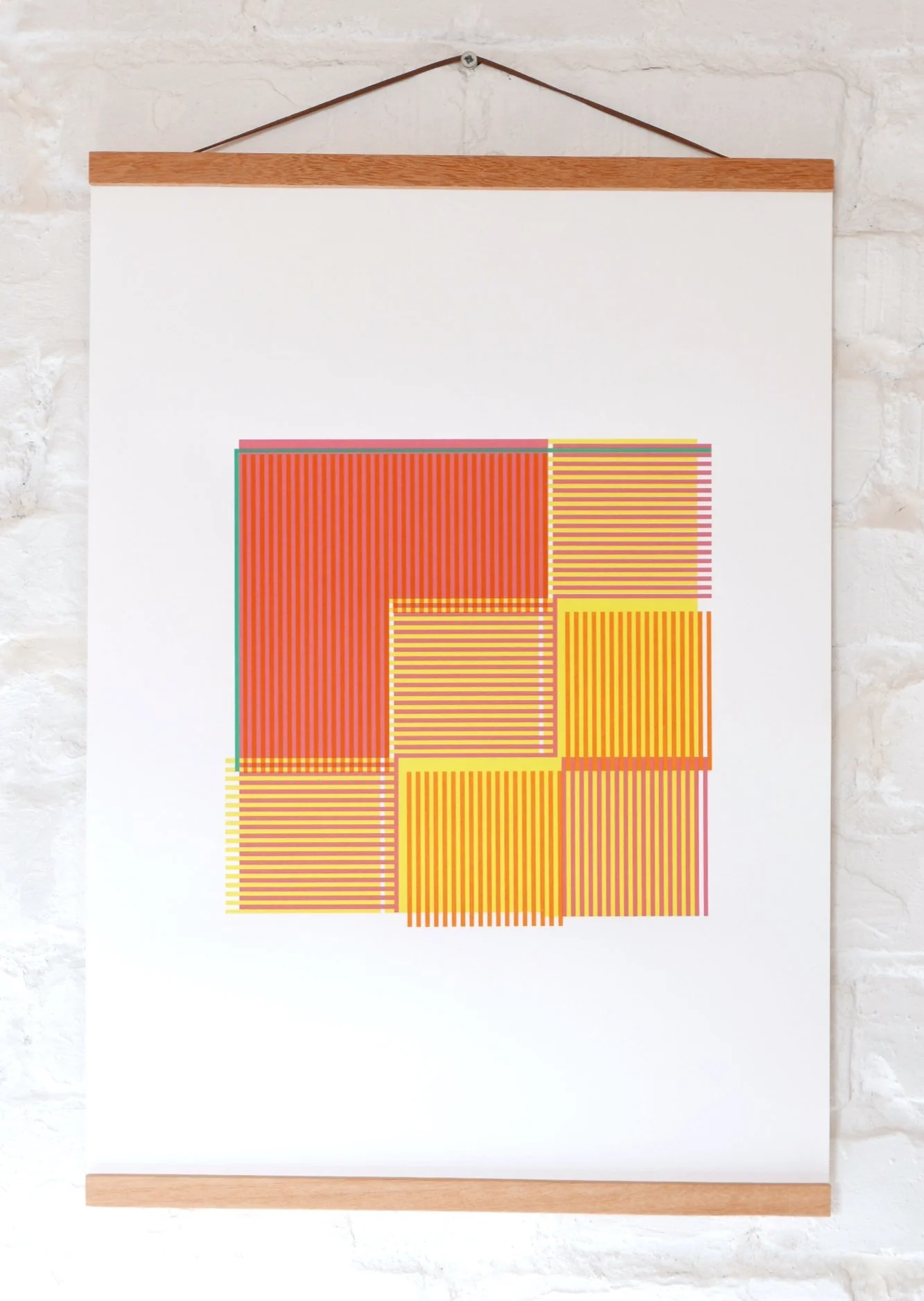 YL splay yel reverse pink1 96dpi.jpg