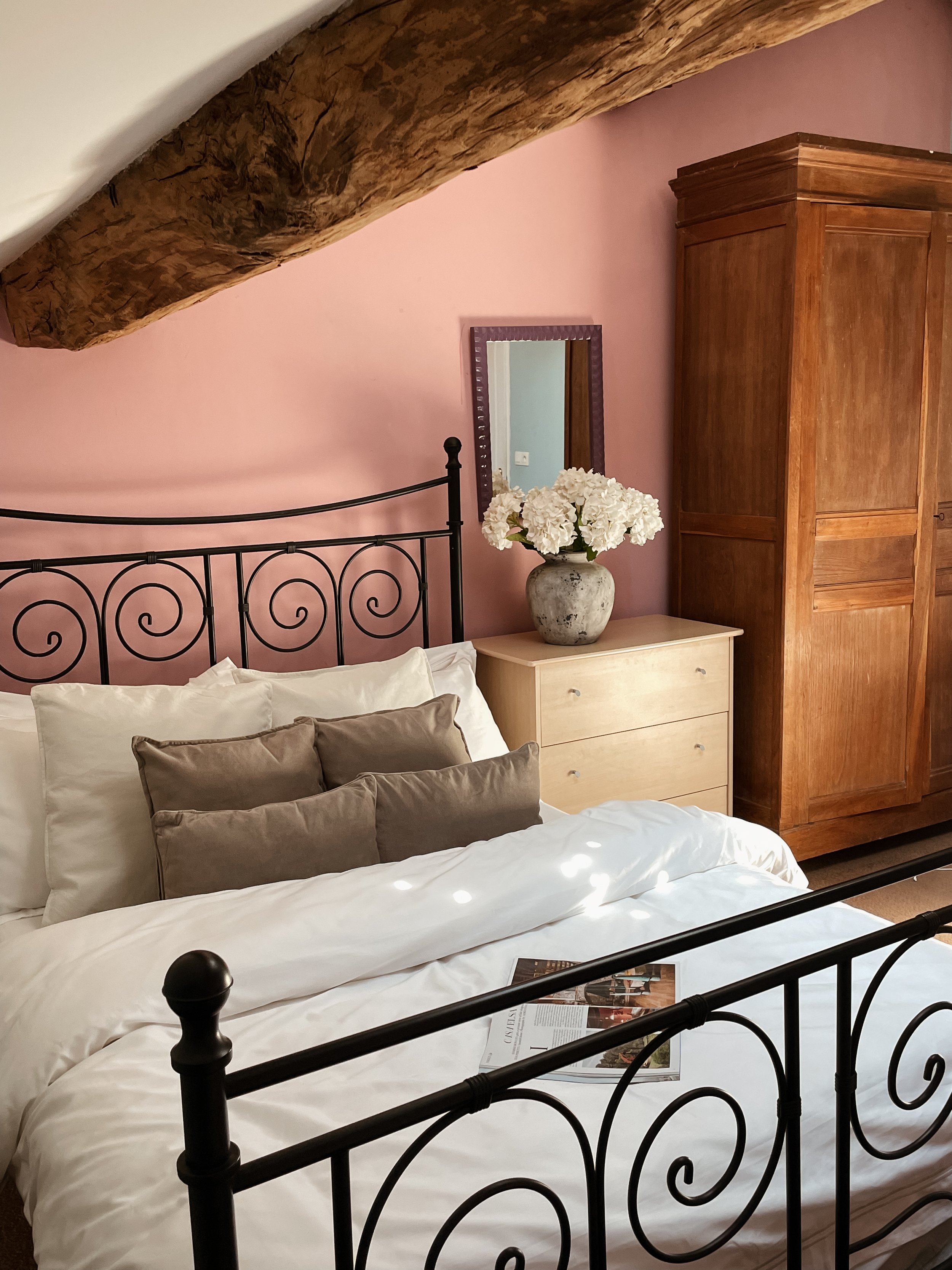 Bedroom 5 - Double Bed