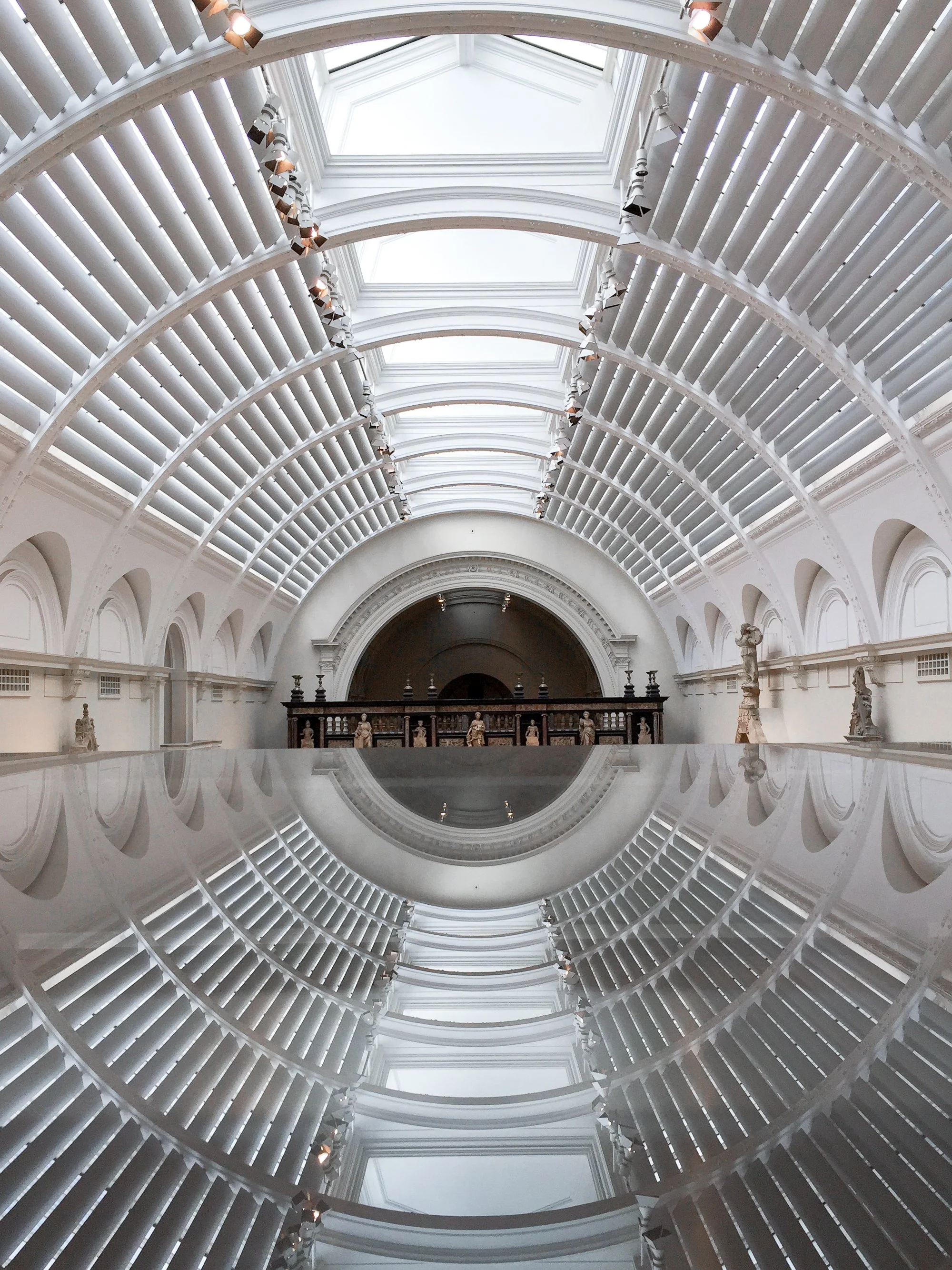Victoria-And-Albert-Museum-London-UK-Fran-Katerbaum.jpg