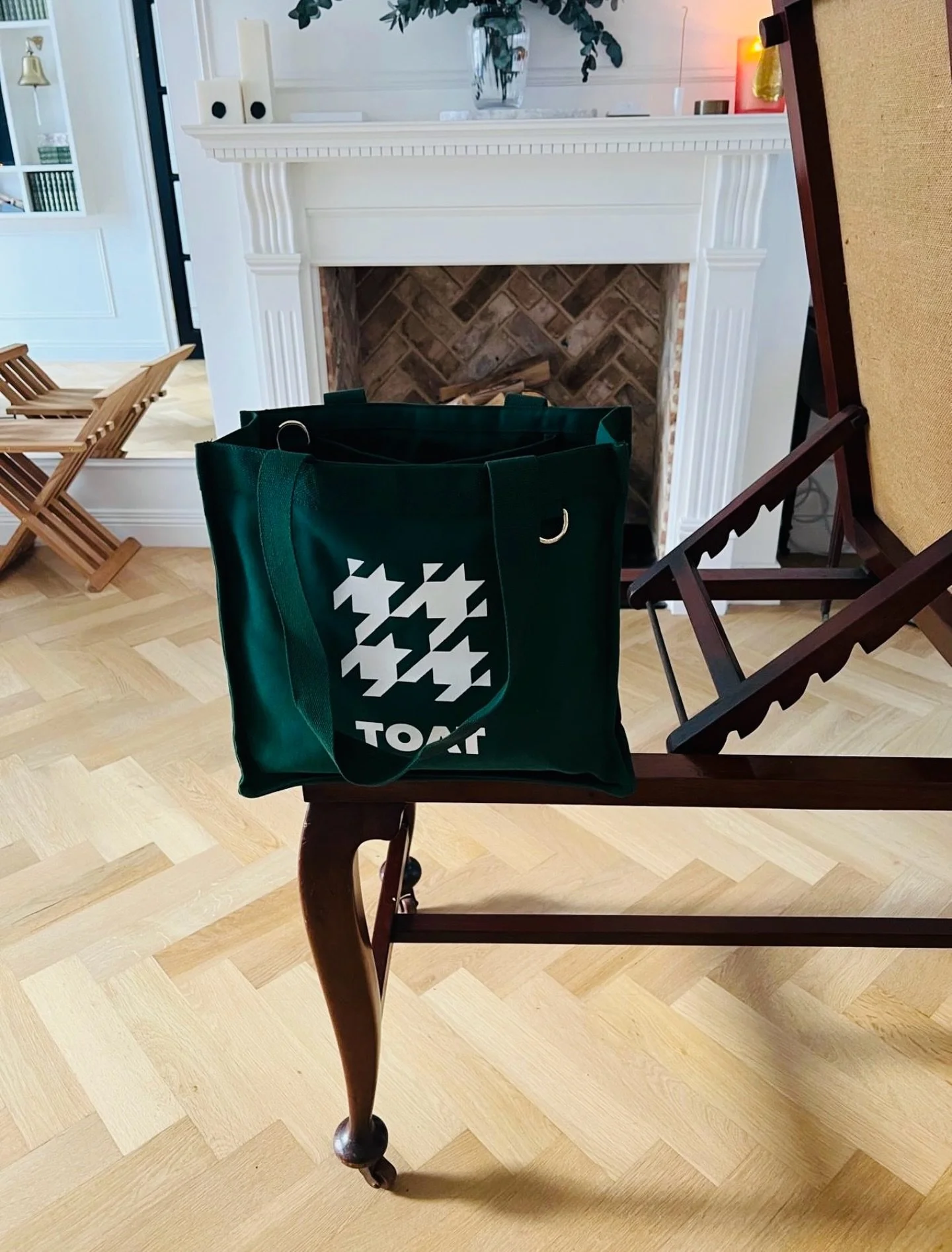 THE PERFECT TOAT BAG 👜&hellip; ✨BACK IN STOCK✨
#totebag #tote #toat #styleguide #accessories