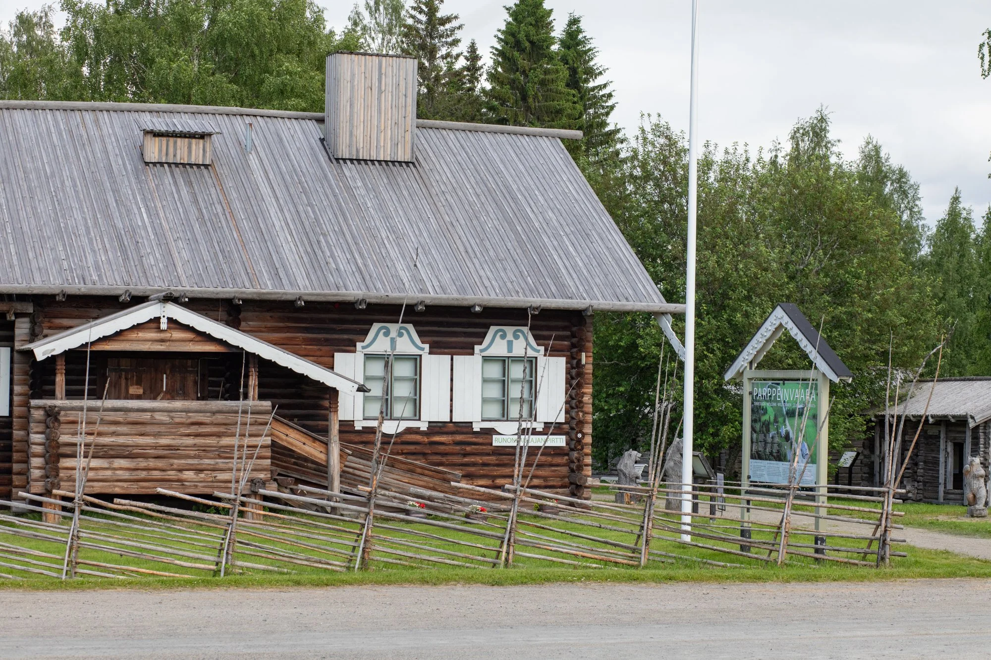 147A8923small.jpg