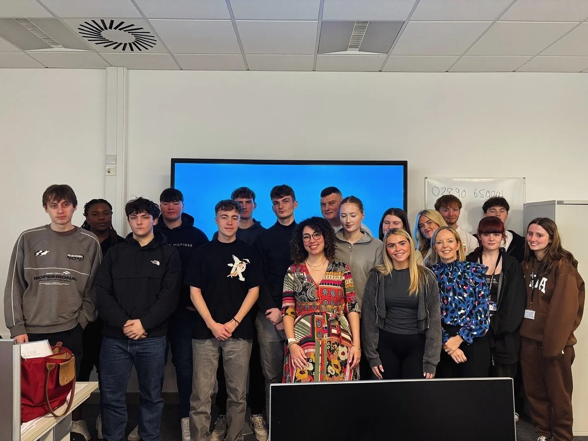 Today I had the absolute pleasure of delivering a session on entrepreneurship at @belfastmet together with @businessinthecommunity.

The class was all about helping students take their first steps towards setting up a business. We had such a fantasti
