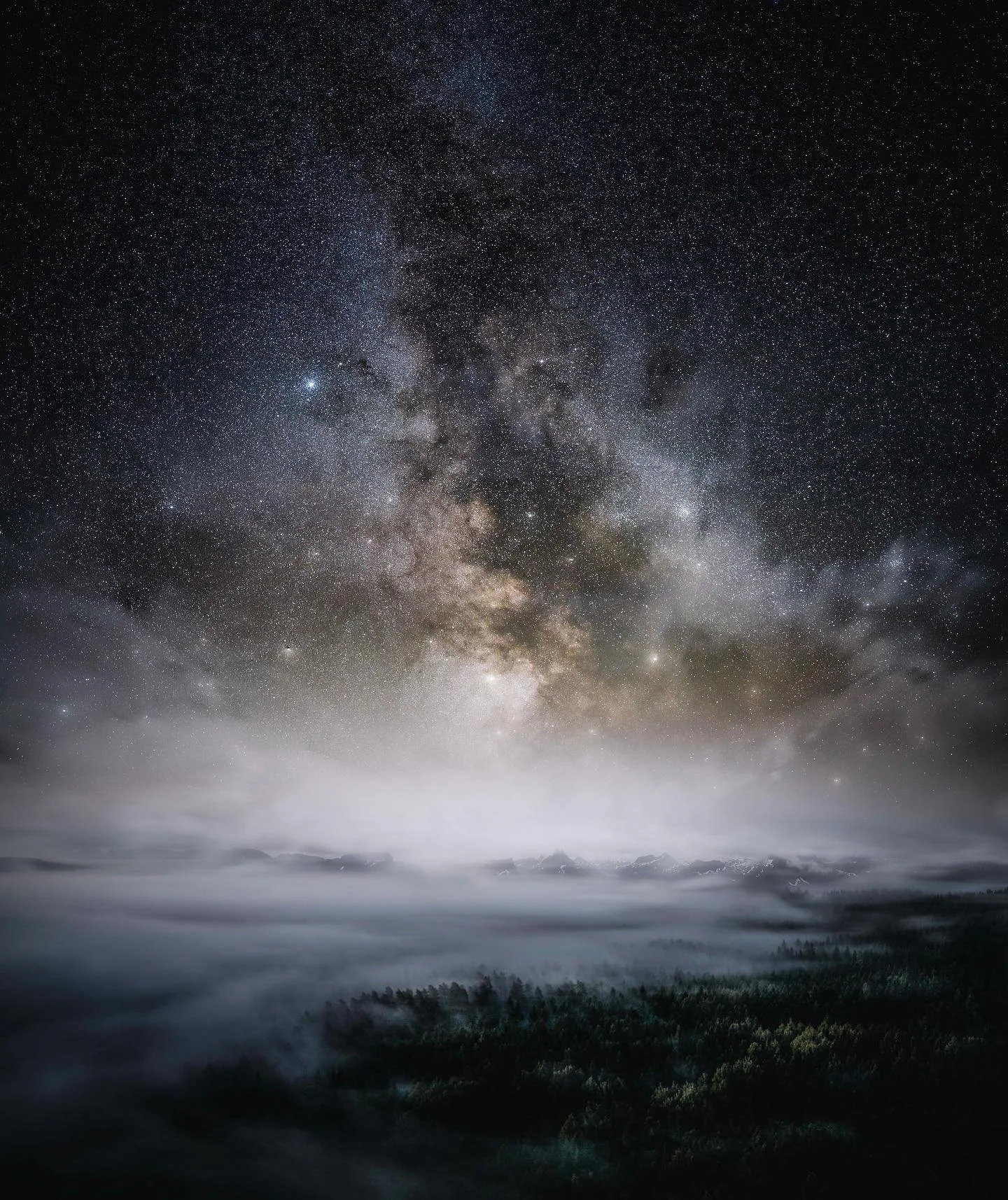 Above clouds💫