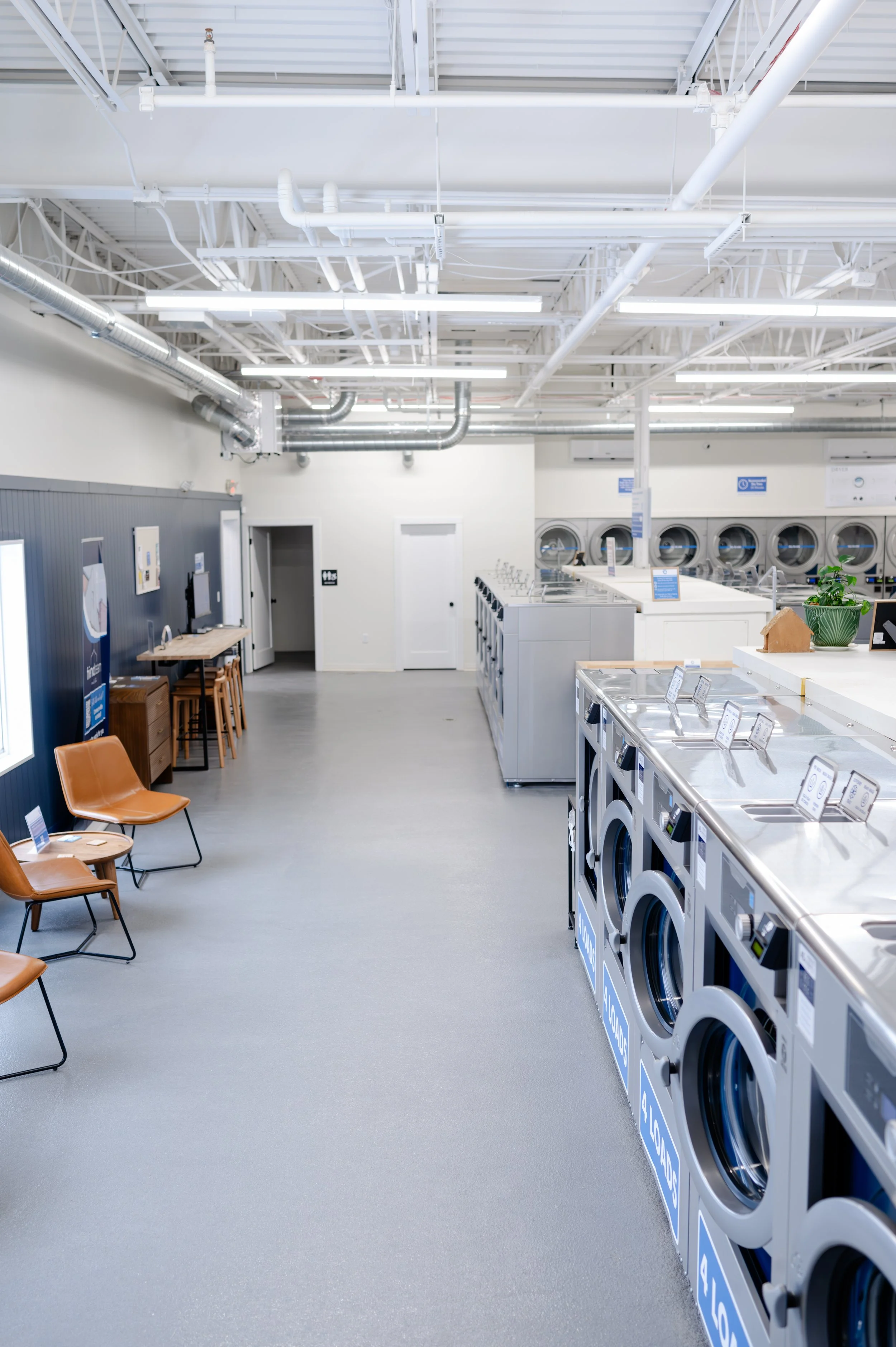 Looking for a Clean Laundromat Near Brighton, Henrietta or Rochester? (Copy)