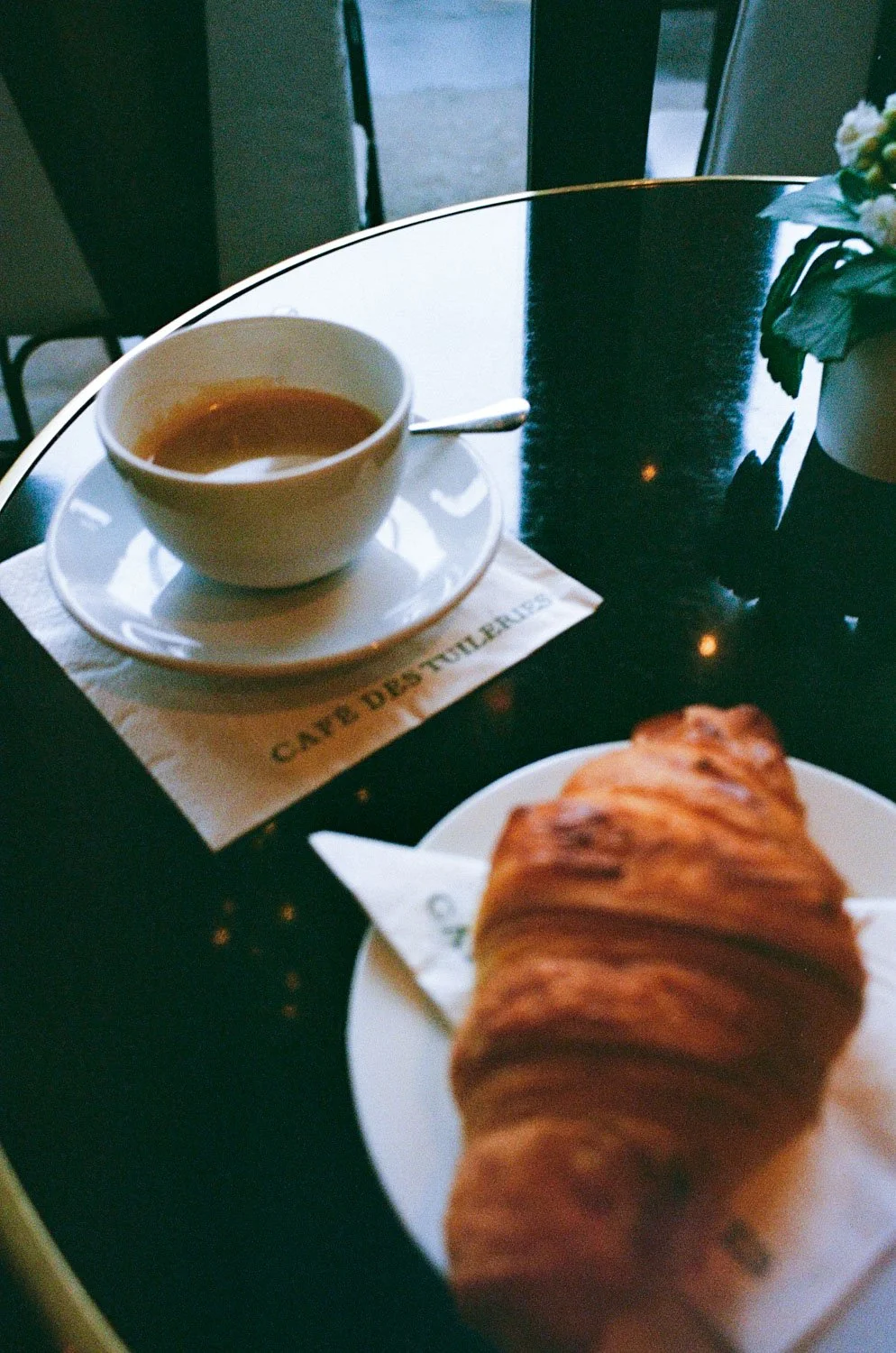 Croissants Tuileries Paris