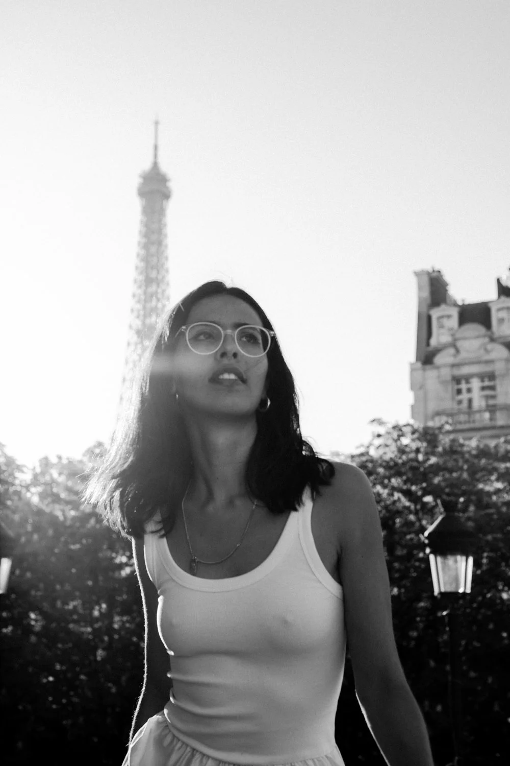 Woman portrait Eiffel Tower