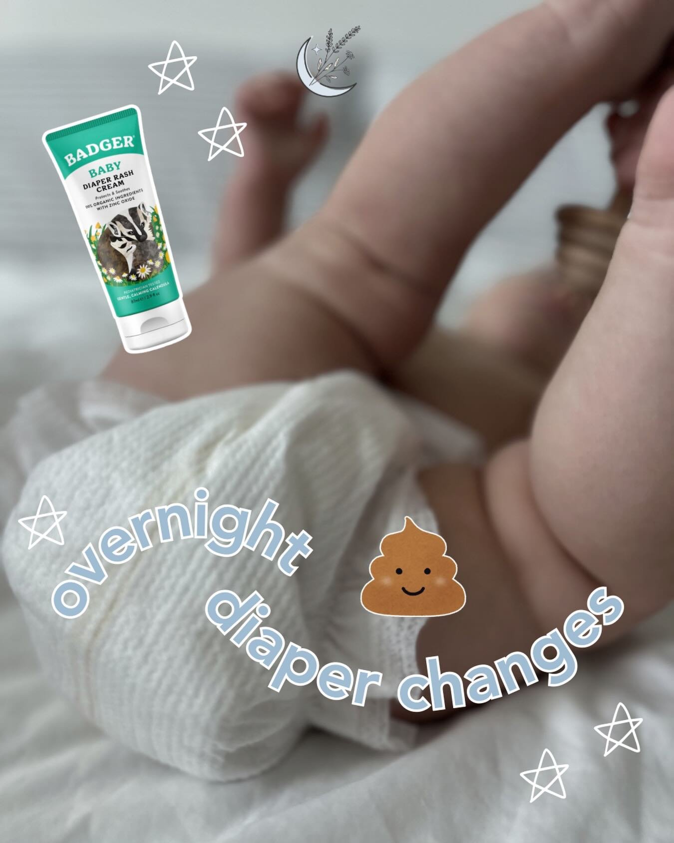 Common questions I get regarding overnight diapers changes &mdash; 💩💦 
Should baby be changed before a feeding? After a feeding? Do you need to change their diaper even if they don&rsquo;t wake up?

The goal is always supporting your baby&rsquo;s s