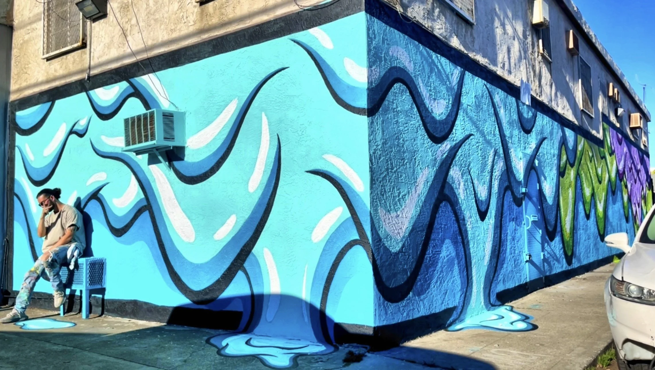 STREET ART WITH BLUE DRIP