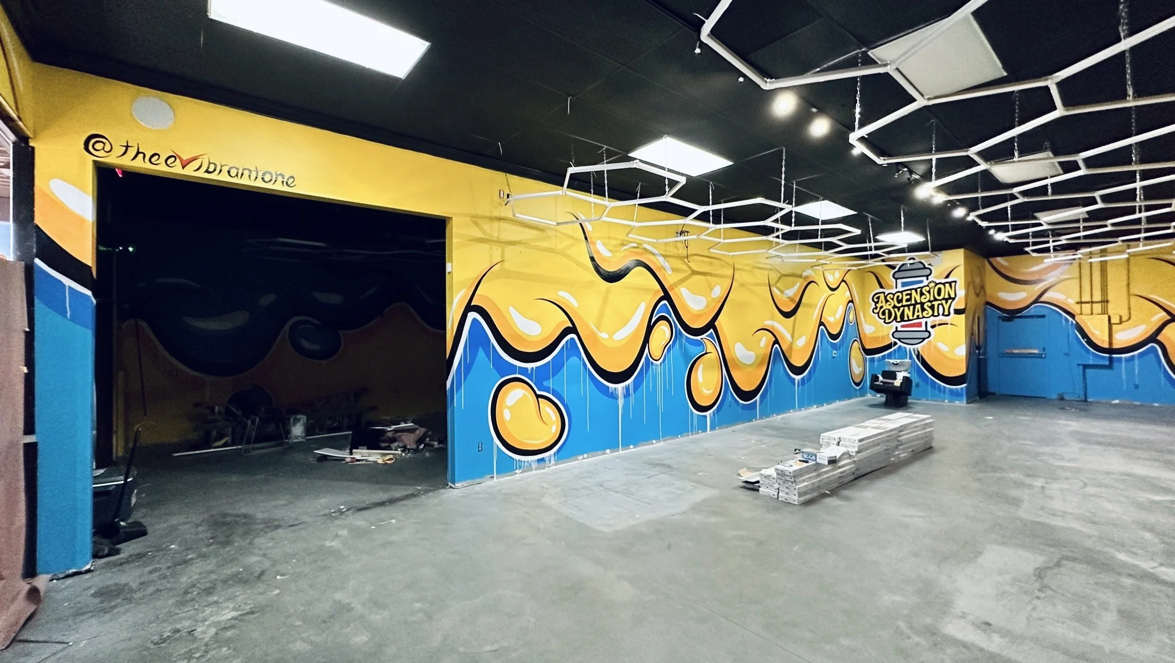 DOOR ENTERANCE PAINITING