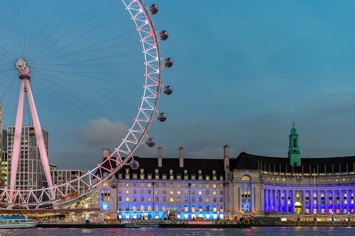 London eye in tijdens blue hour. Inzicht en overzicht. Esther Zandbergen