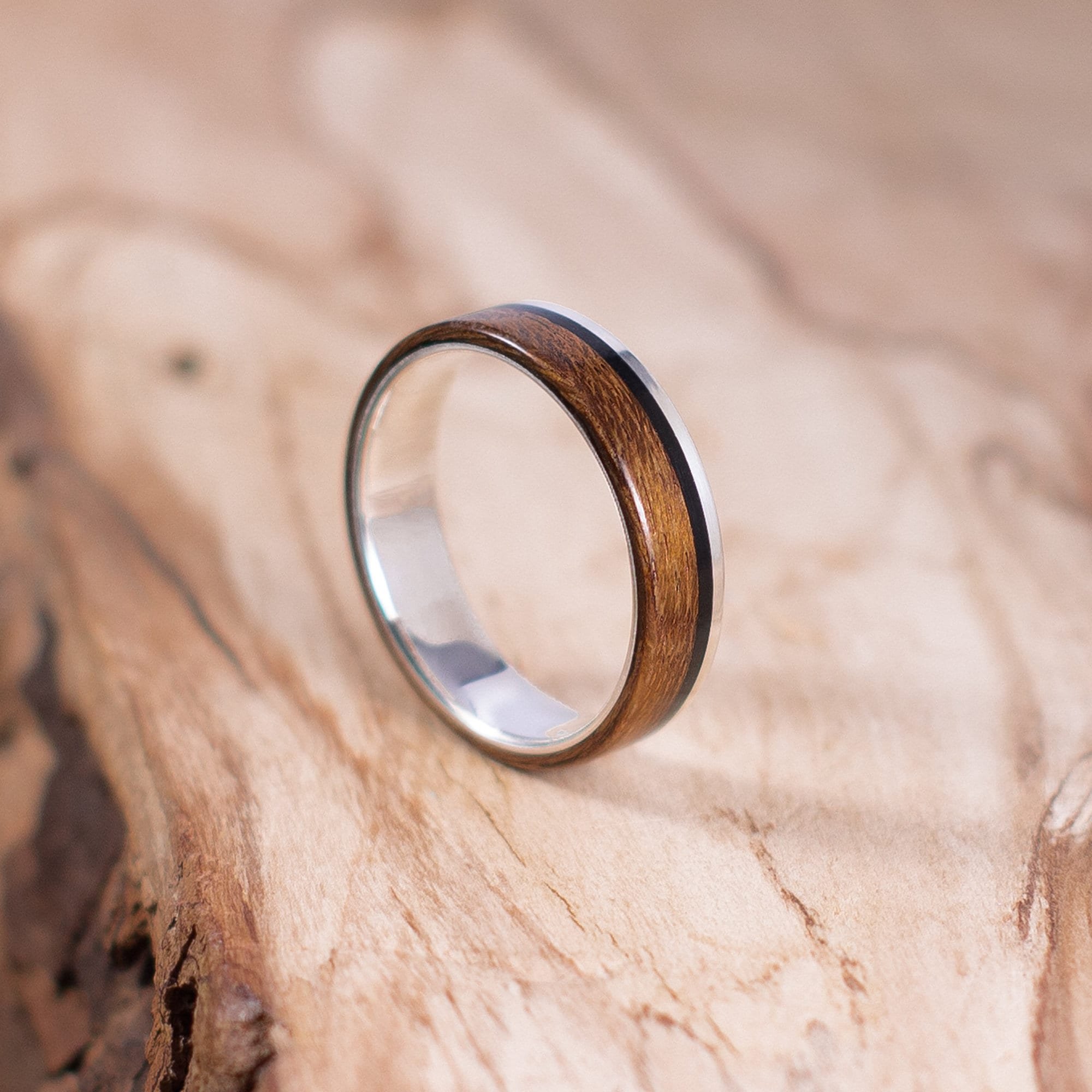 https://i.etsystatic.com/13683417/r/il/bee354/2614020820/il_fullxfull.2614020820_3400.jpg