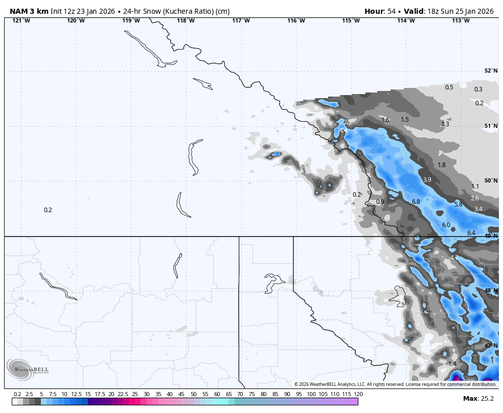 Map showing 24-hour snowfall in centimeters across parts of California, Nevada, and Oregon as of January 25, 2026, with the heaviest snowfall indicated by shades of blue and gray.