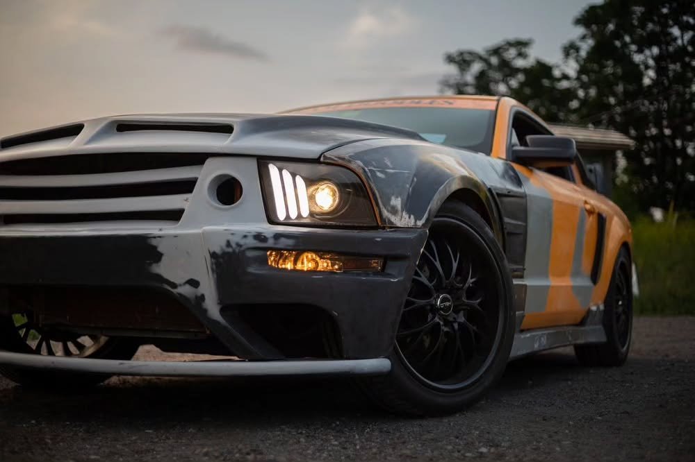Raw and Real, this mustang will receive a custom body kit combining a fast and furious civic kit, bubble machine guns and a custom extended sti wing to combine american muscle and jdm style for a sure fire hit at its first meet. 

Hey Carheads! Apex 