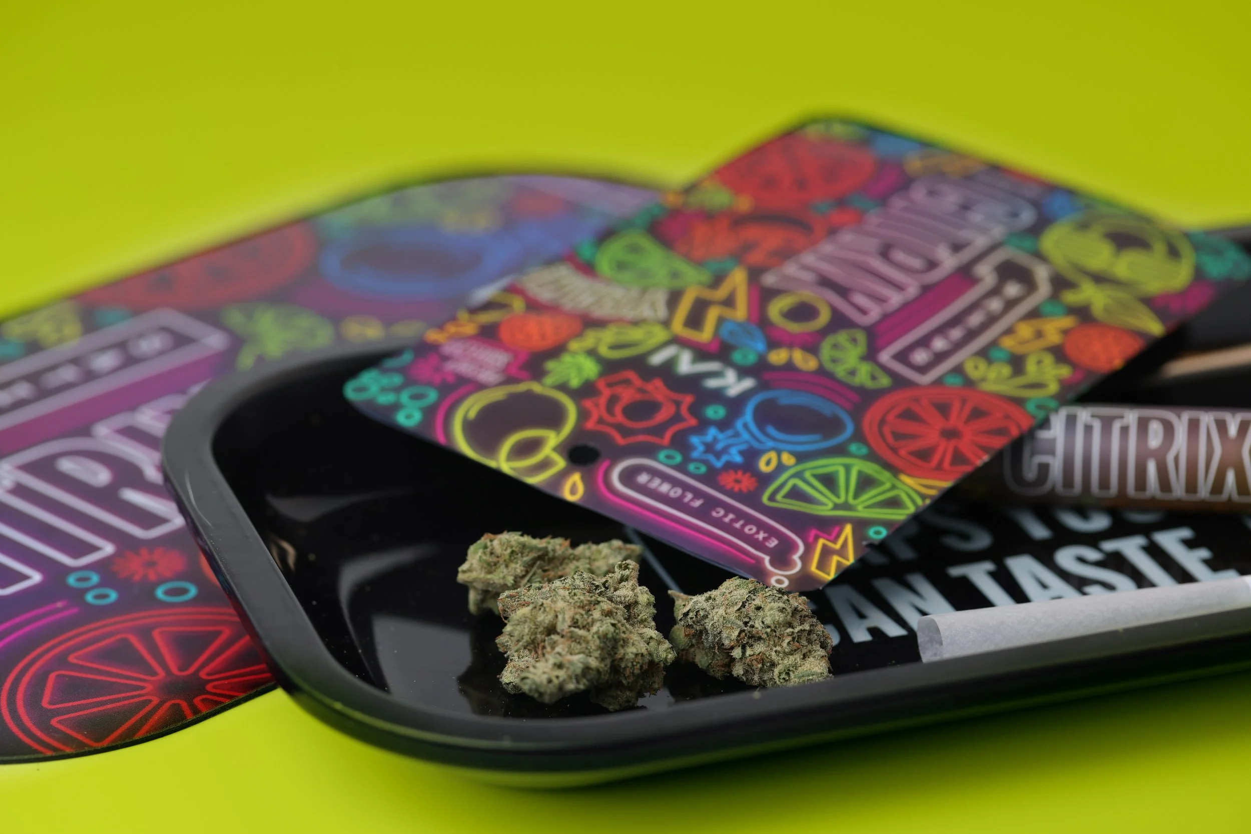 KAI Cultivation Citrix Sativa Bud and Pre-Pack on Rolling Tray