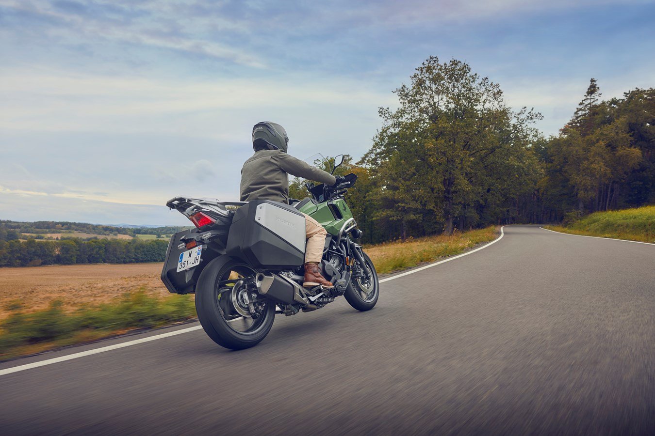 504469_25YM_Honda_NC750X-2.jpg