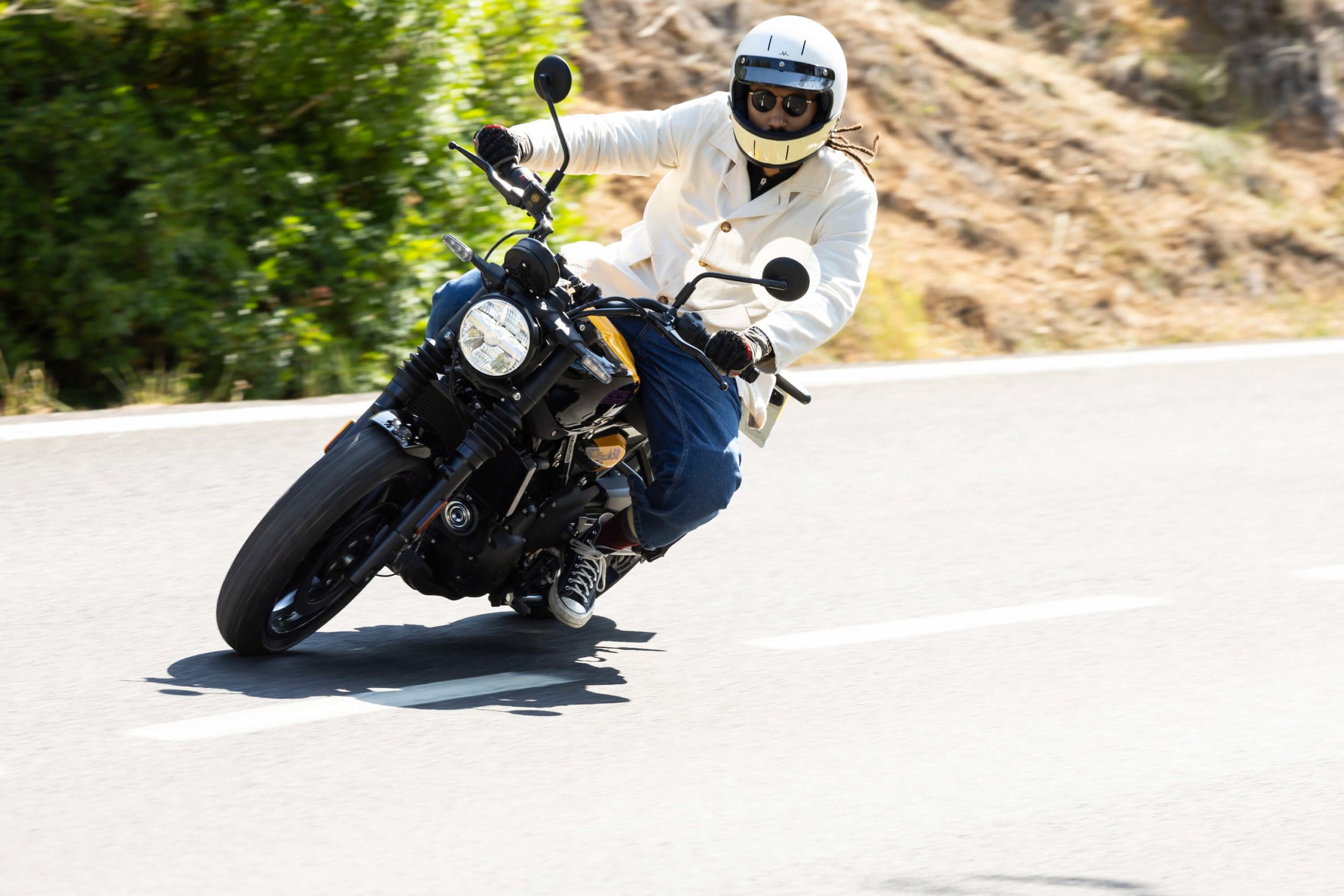 royal-enfiled-guerrilla-450-essai-routier-avis-4h10.com6_-scaled.jpg