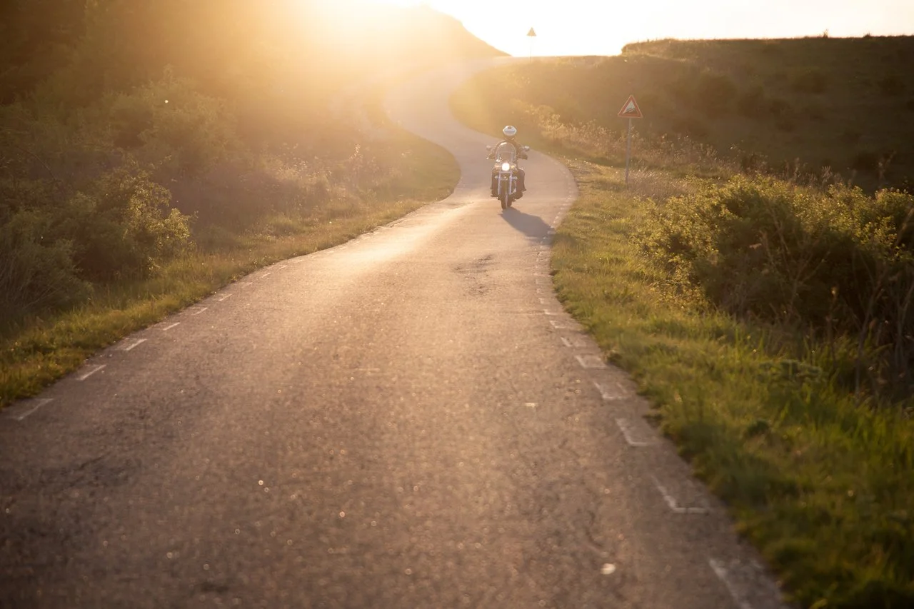 Sicile à moto en été