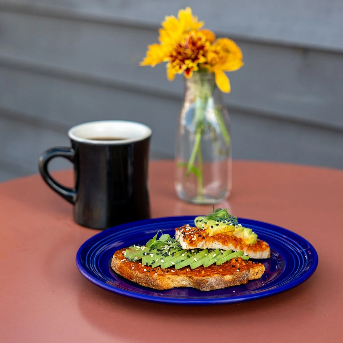 🌻 the perfect pre-hike breakfast does exist! 2 new coffees on our pour over menu this week. Pair one with an avocado toast and you&rsquo;ll be ready to take on any kind of adventure!