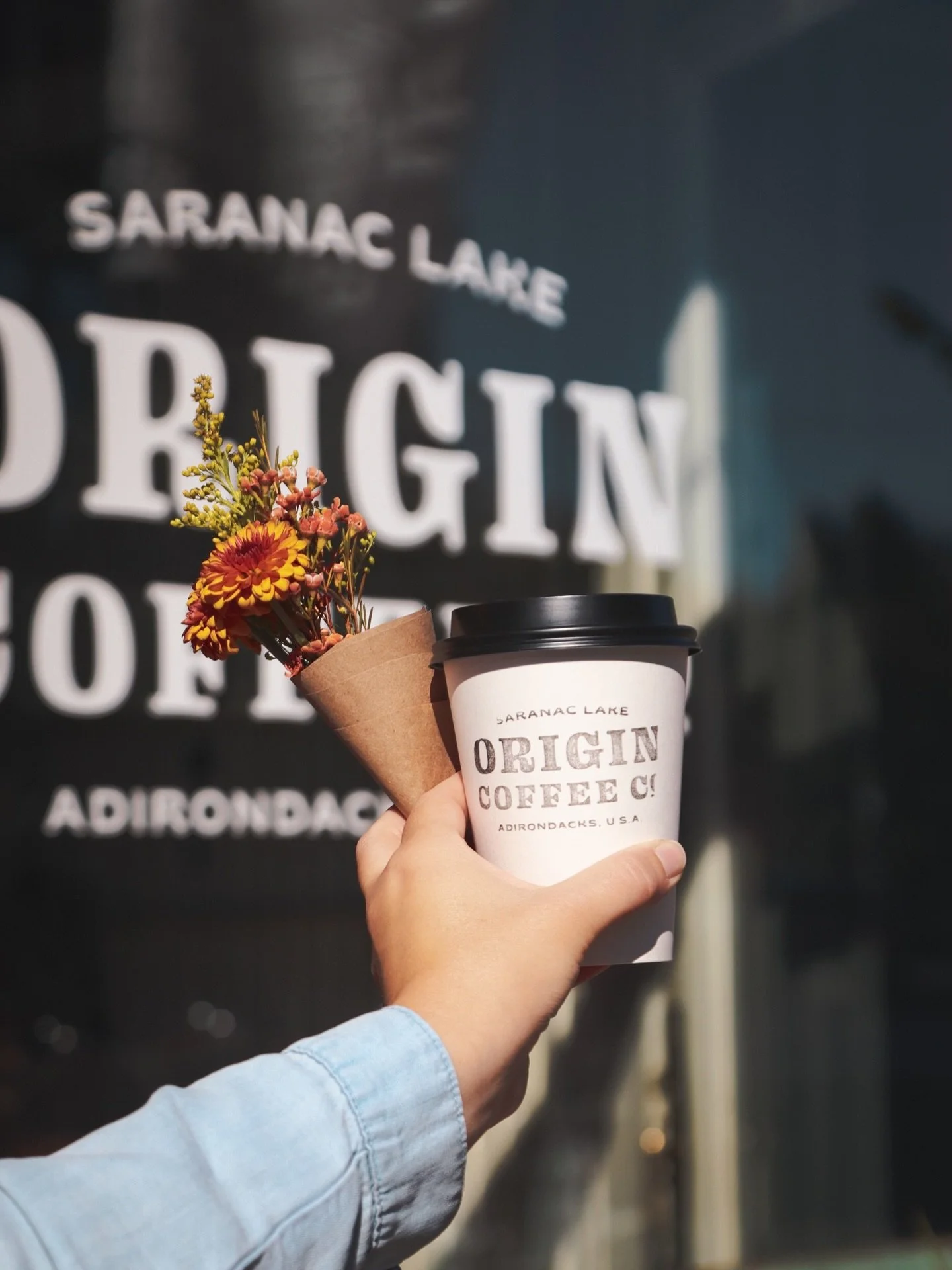 🧡 today is a day of gratitude and rest! The best kind&hellip; filled with turkey trots, cooking and baking, football, playing games, decorating the table and eating lots of turkey and pie, a day to reflect on the things we are grateful for and shari