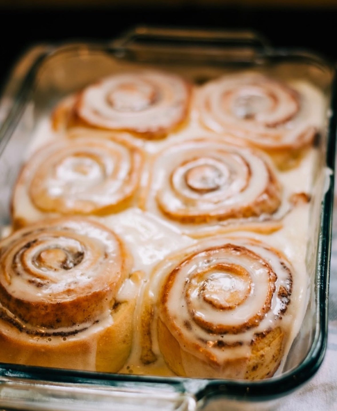 🎄It&rsquo;s time!! Take &amp; Bake Cinnys are the perfect treat for Christmas morning. Stay in your pjs extra long this year, stoke that fire and share your favorite cinnamon rolls with your loved ones!

☕️Take &amp; Bake Cinnys: order includes a ha