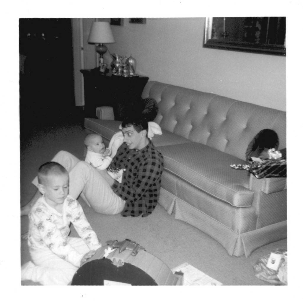 Gray Leinbach photos of Grandchildren around 1961 and 1962_034.jpg