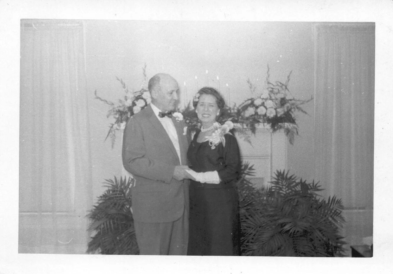 Gray and Vertis wedding 1956_006.jpg