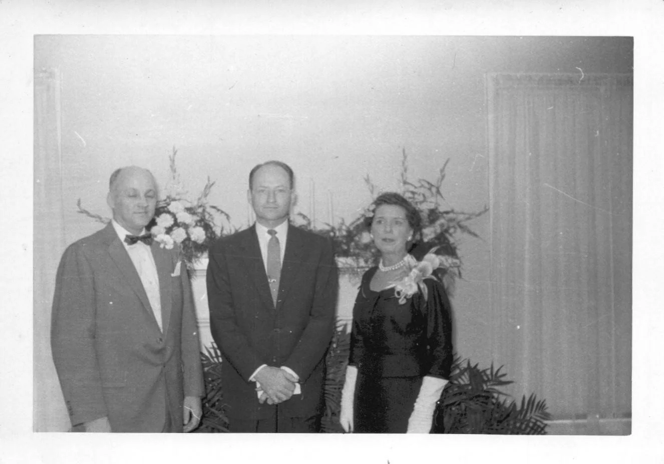 Gray and Vertis wedding 1956_012.jpg