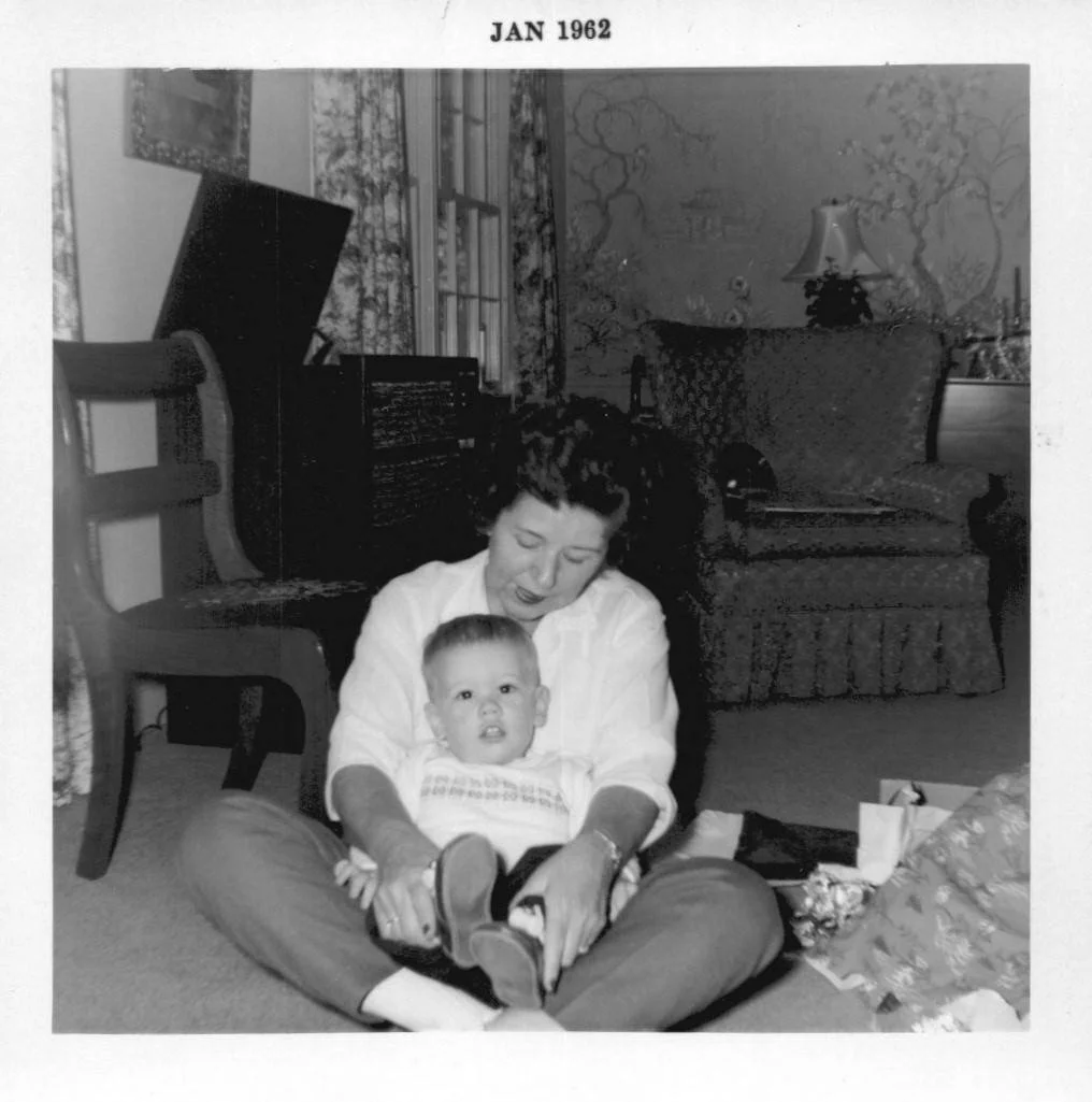 Gray Leinbach photos of Grandchildren around 1961 and 1962_030.jpg