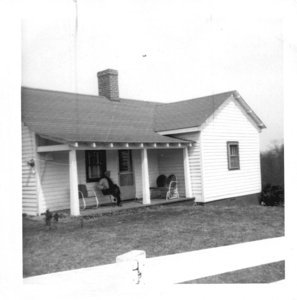 Gray Leinbach photo album around 1961 and 1962_002.jpg