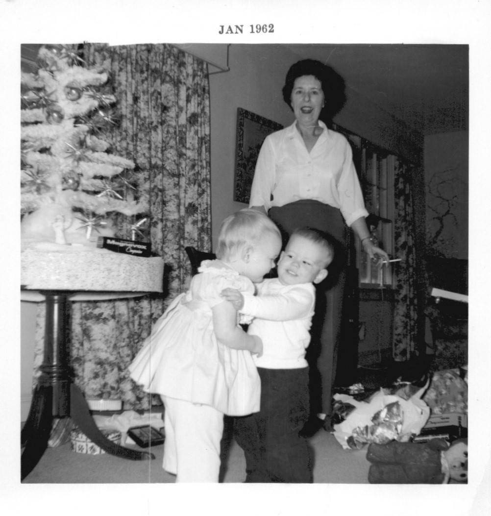 Gray Leinbach photos of Grandchildren around 1961 and 1962_022.jpg