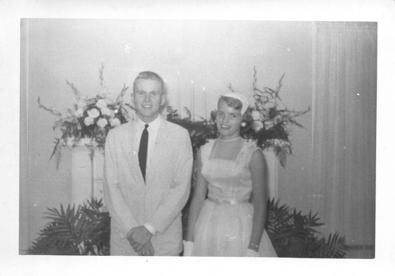 Gray and Vertis wedding 1956_013.jpg