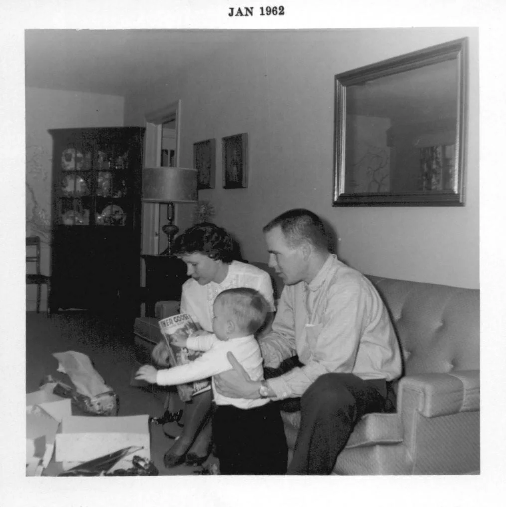 Gray Leinbach photos of Grandchildren around 1961 and 1962_014.jpg