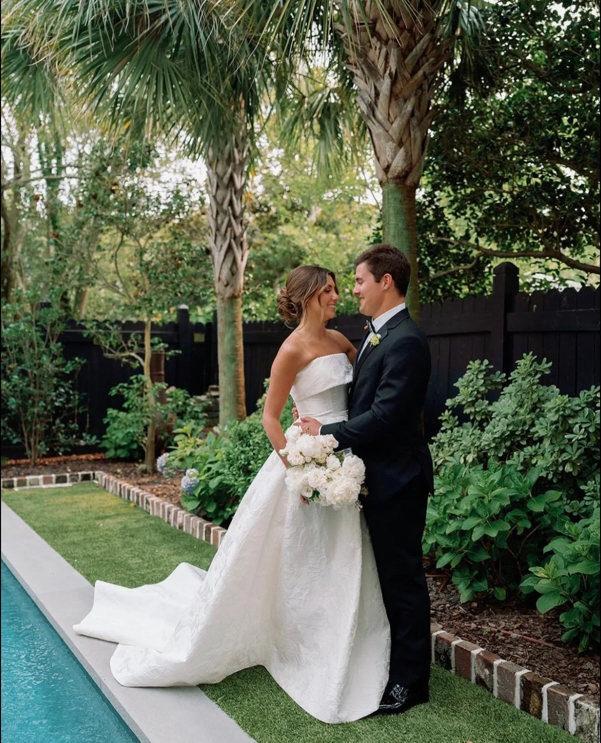 We&rsquo;re in the business of love for a reason. 🤍
Happy Valentine&rsquo;s Day from Reagan Events!