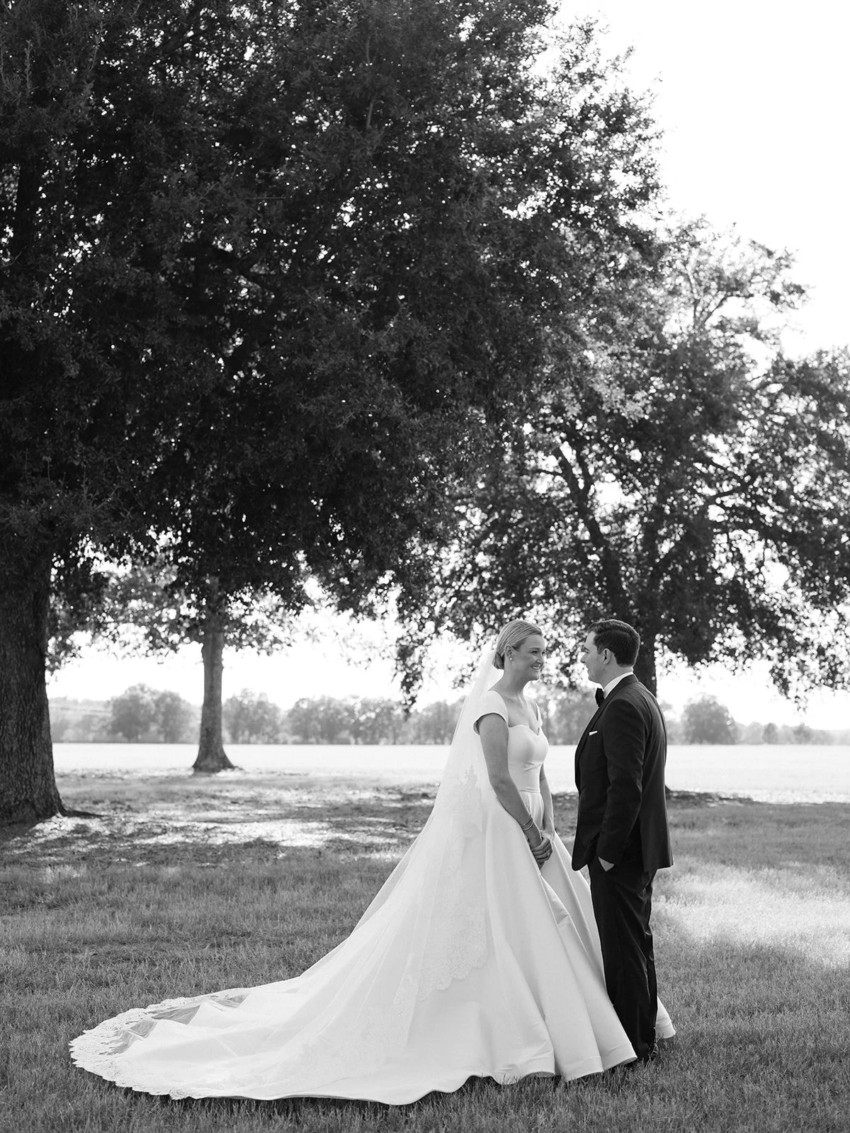 How to Choose a Wedding Photographer for a Destination Wedding Weekend